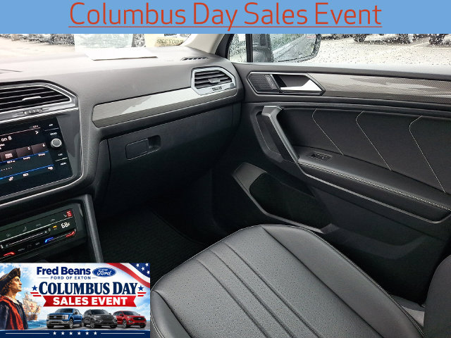 Used 2023 Volkswagen Tiguan SE w/ Panoramic Sunroof Package AWD/4WD image 16