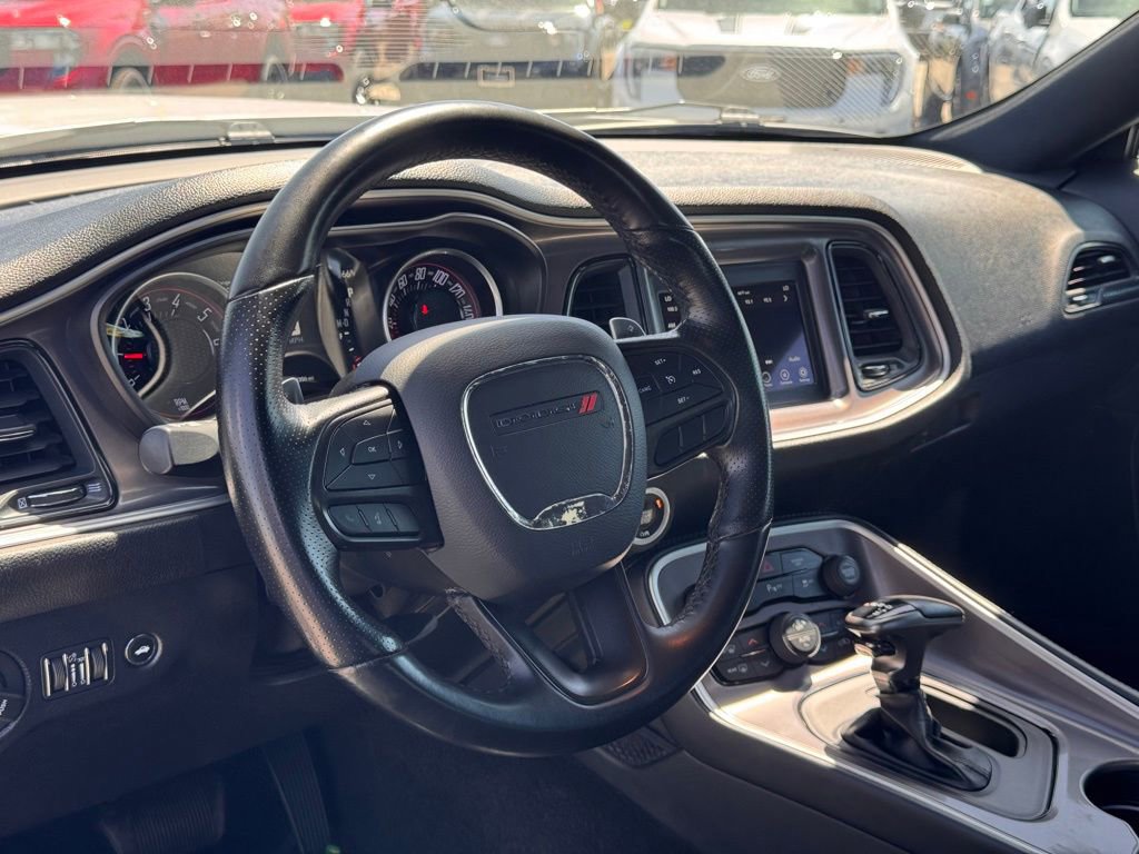Used 2022 Dodge Challenger GT image 29