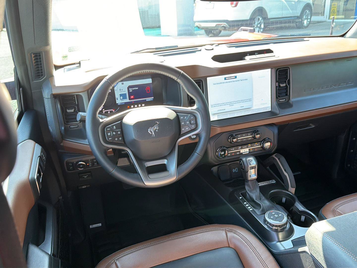 Certified 2024 Ford Bronco Outer Banks AWD/4WD image 18