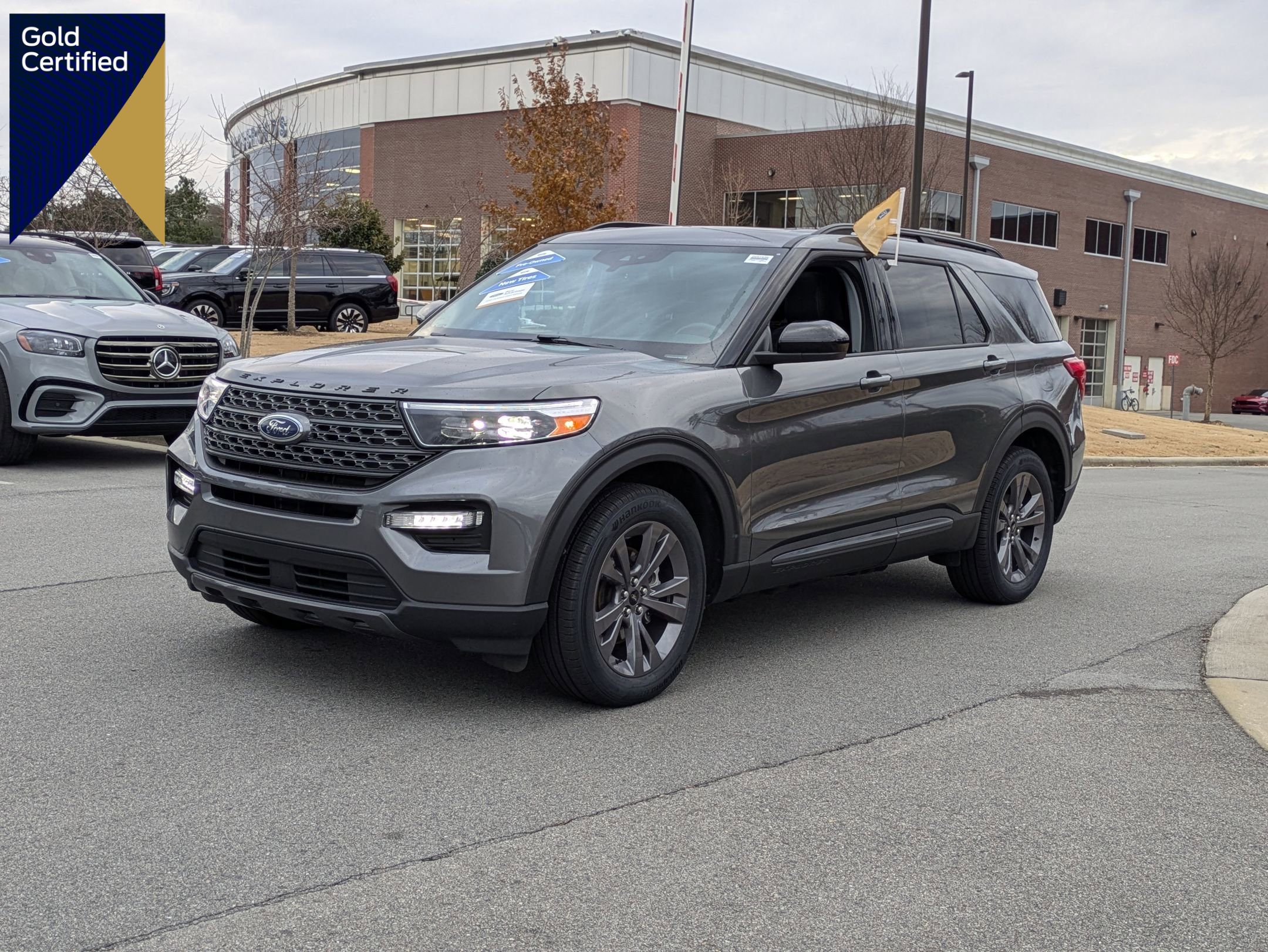 Certified 2023 Ford Explorer XLT w/ Equipment Group 202A