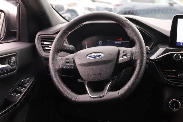 Certified 2025 Ford Escape ST-Line AWD/4WD image 22