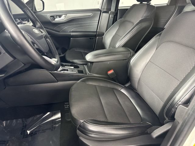 Certified 2023 Ford Escape SE FWD image 4