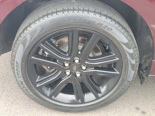 Certified 2023 Ford Edge ST-Line image 5