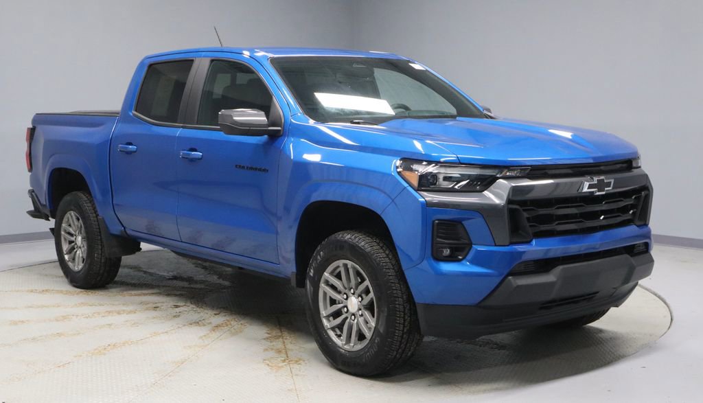 Used 2024 Chevrolet Colorado LT w/ LT Convenience Package III RWD image 1