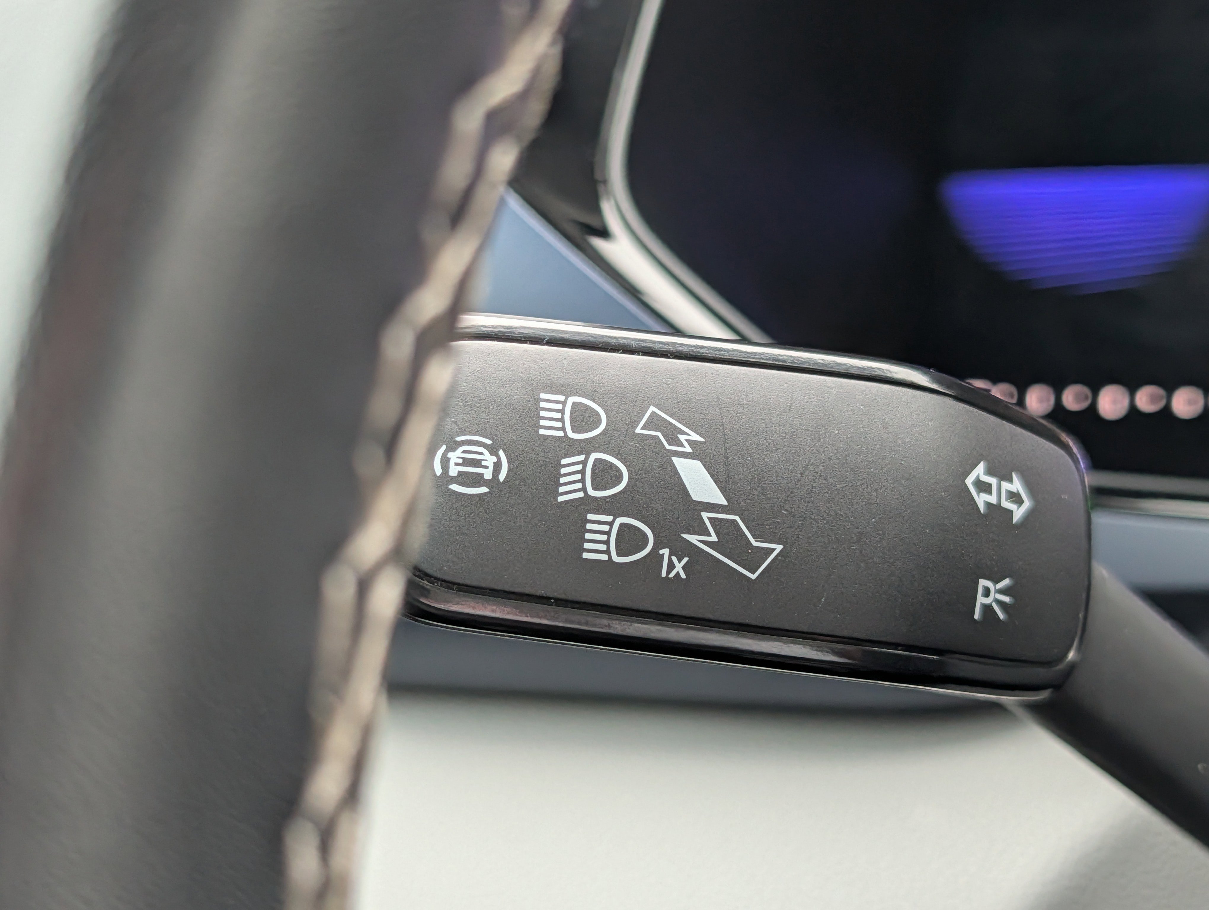 Used 2023 Volkswagen Taos SE image 23