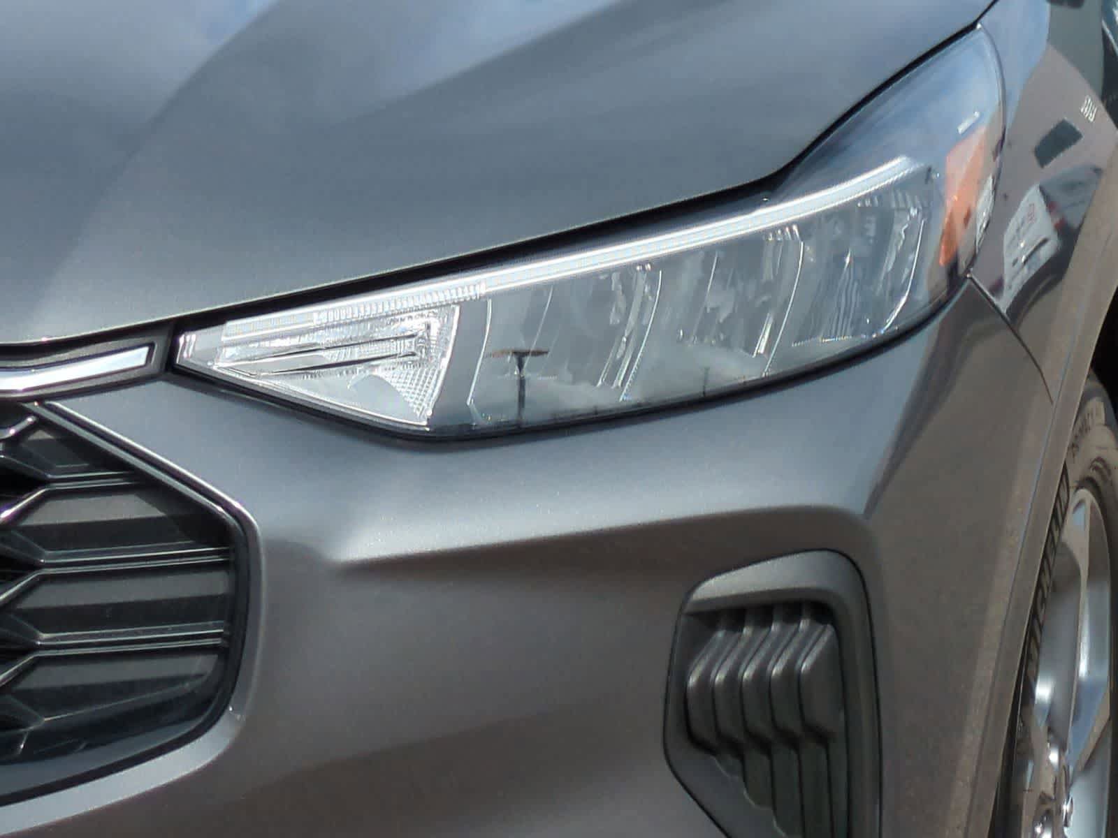 Certified 2023 Ford Escape ST-Line AWD/4WD image 11