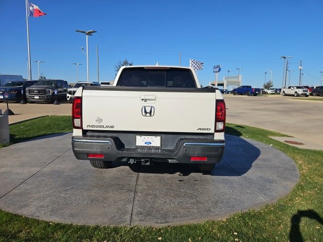 Used 2018 Honda Ridgeline RTL-E image 2