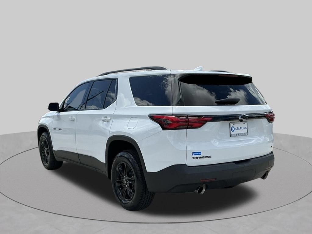 Used 2023 Chevrolet Traverse LT FWD image 7