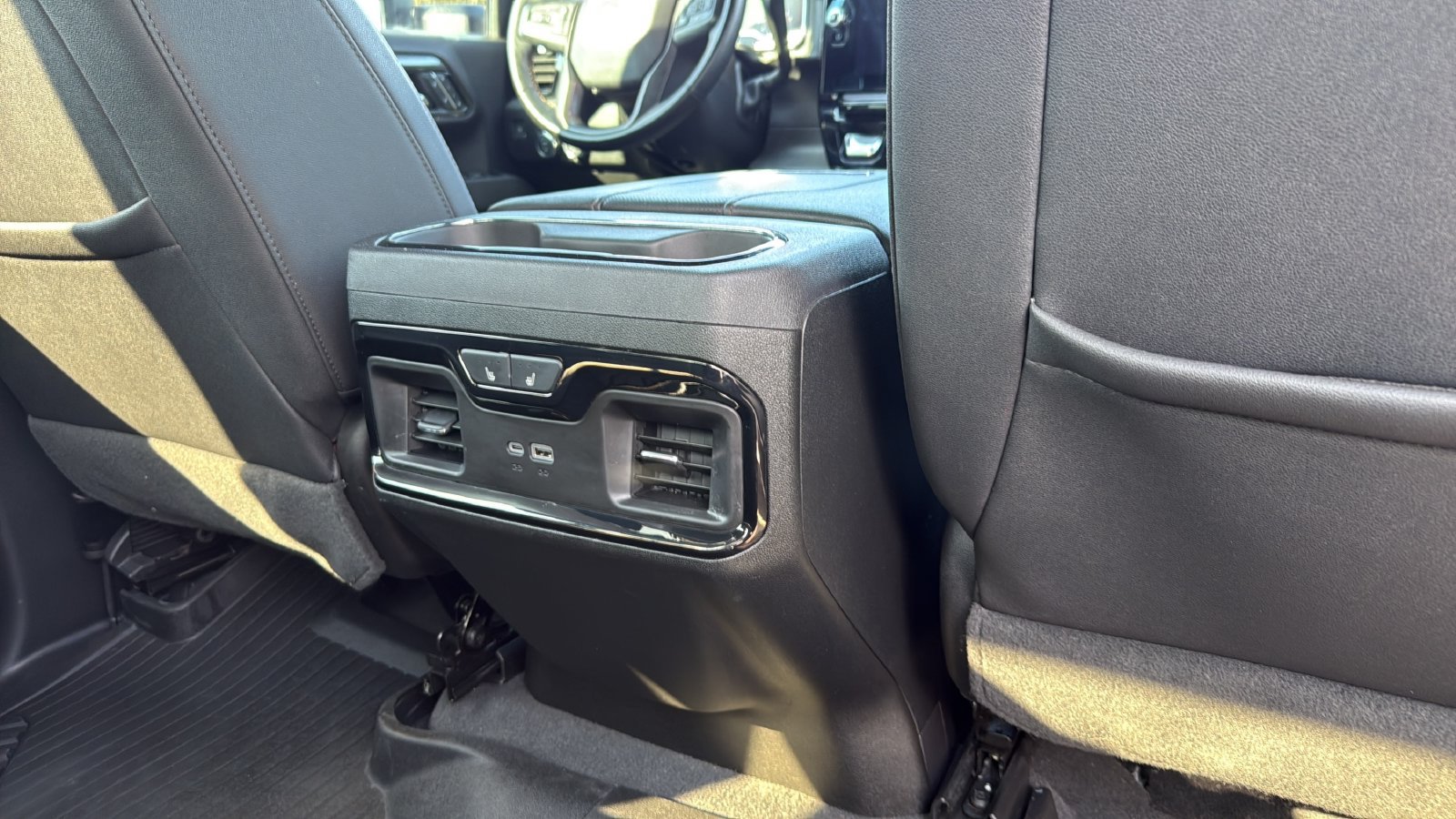 Used 2024 GMC Sierra 2500 AT4 w/ AT4 Premium Plus Package AWD/4WD image 27