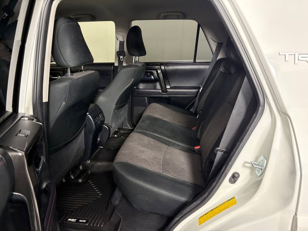 Used 2022 Toyota 4Runner TRD Off-Road AWD/4WD image 29