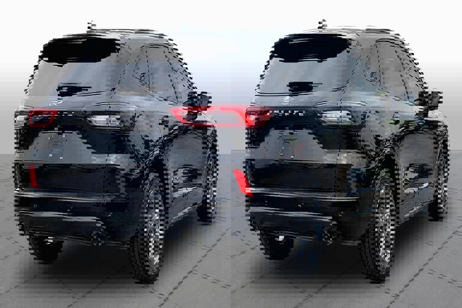 Certified 2023 Ford Escape ST-Line w/ Tech Pack #1 FWD image 4