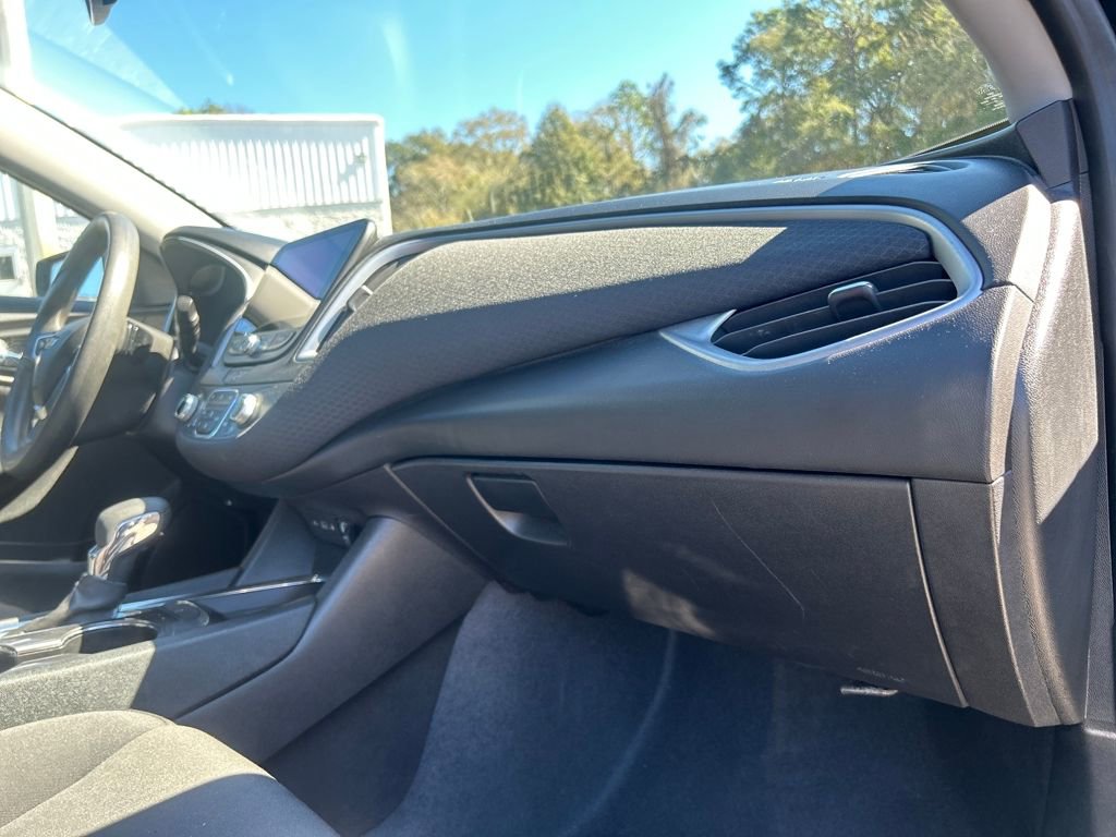 Used 2023 Chevrolet Malibu LT image 15