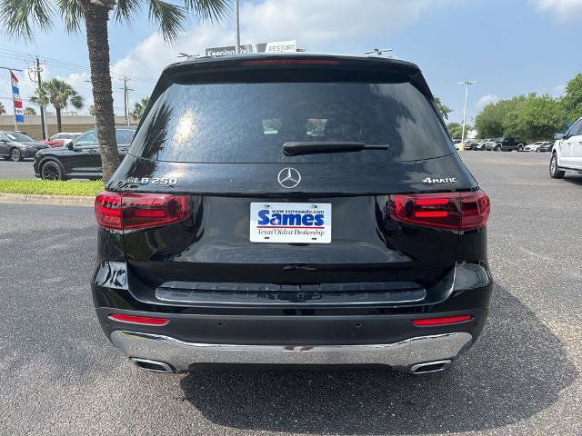 Used 2024 Mercedes-Benz GLB 250 4MATIC image 4