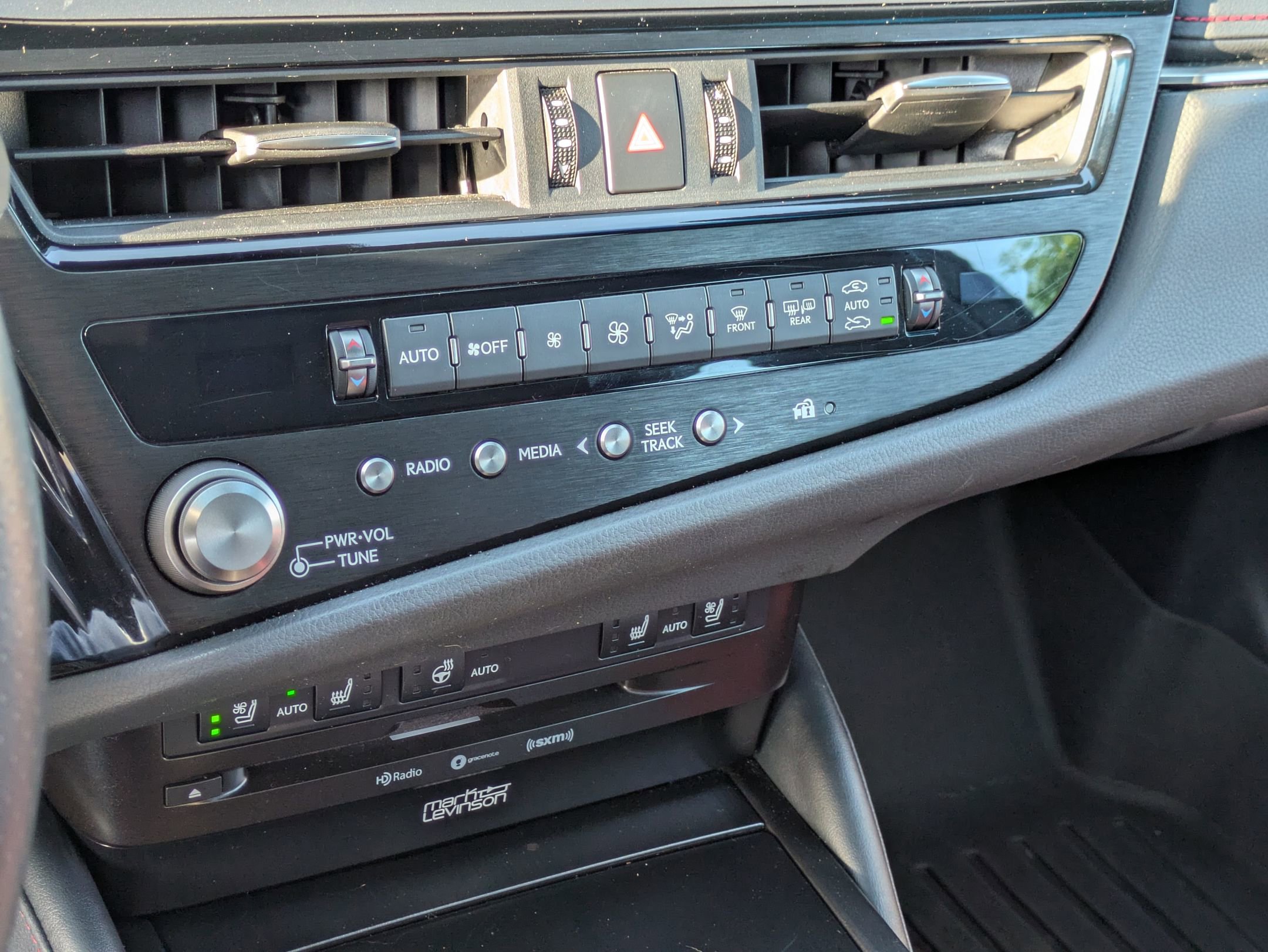 Used 2022 Lexus ES 350 F Sport w/ Accessory Package 2 FWD image 24