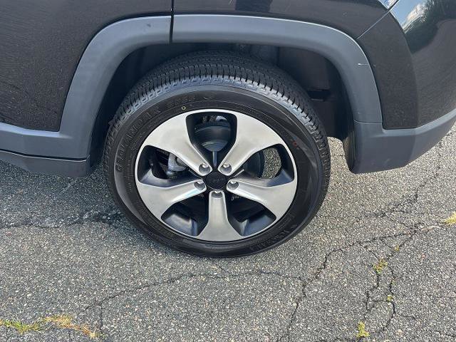 Used 2020 Jeep Compass Latitude image 33