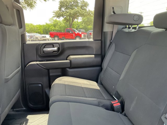 Used 2025 Chevrolet Silverado 2500 Custom w/ Custom Value Package AWD/4WD image 9