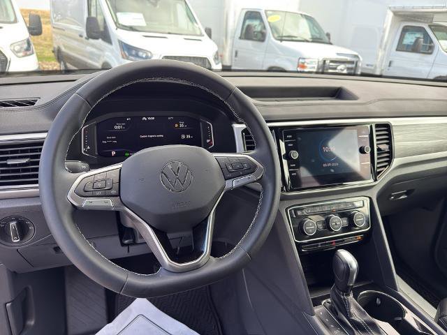 Used 2023 Volkswagen Atlas Cross Sport SE image 9