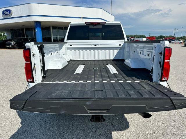 Used 2025 Chevrolet Silverado 2500 LTZ w/ LTZ Premium Package AWD/4WD image 5