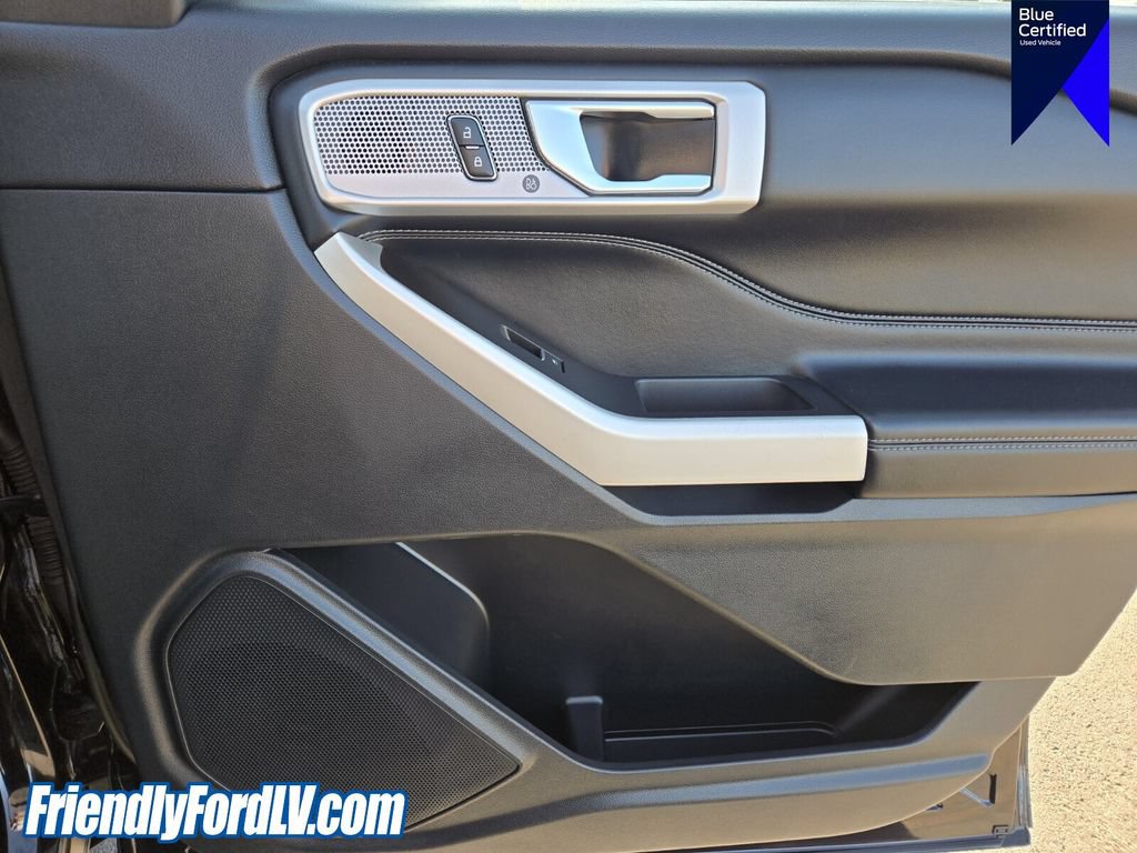 Certified 2022 Ford Explorer Limited w/ Equipment Group 301A AWD/4WD image 21