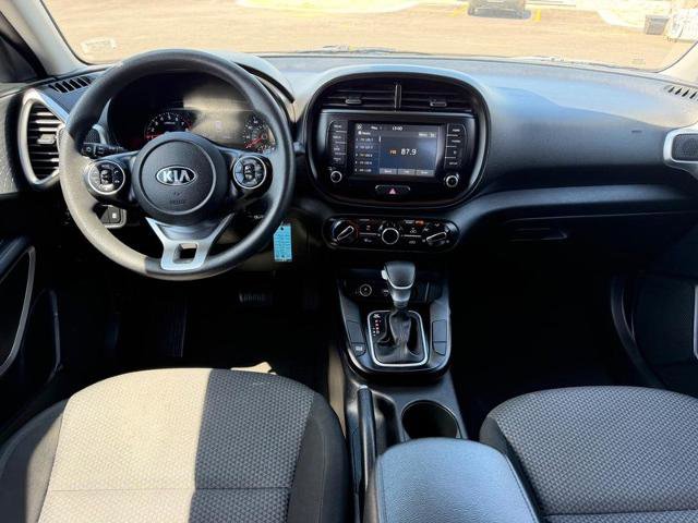 Used 2020 Kia Soul FWD image 12