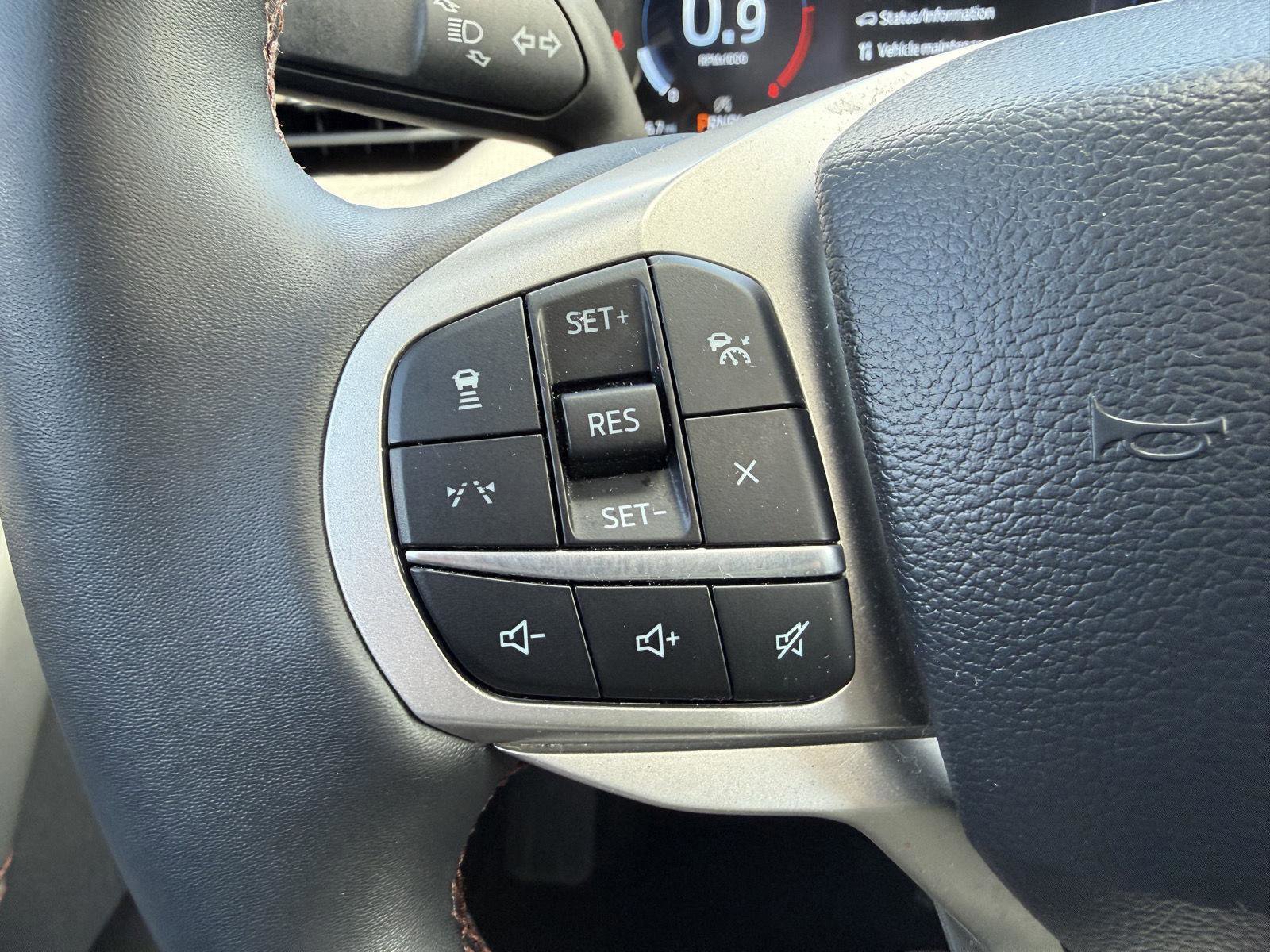 Certified 2025 Ford Explorer Active w/ Active Comfort Package image 20