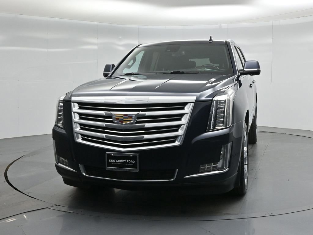 Used 2020 Cadillac Escalade Platinum image 29