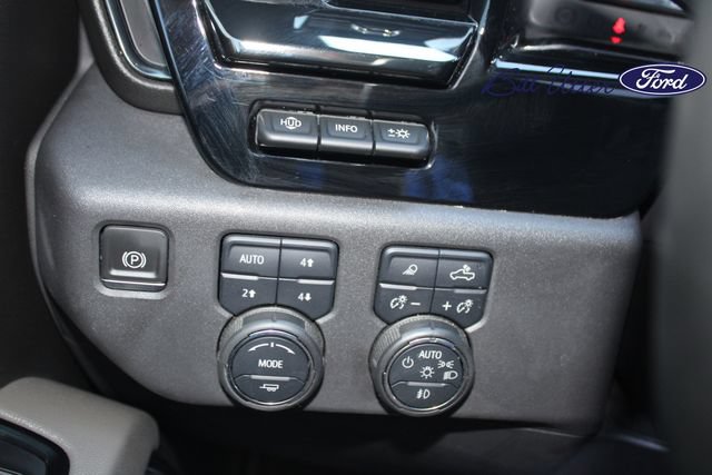 Used 2024 Chevrolet Silverado 1500 ZR2 w/ Technology Package AWD/4WD image 25