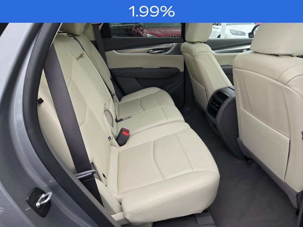 Used 2023 Cadillac XT5 Premium Luxury FWD image 9