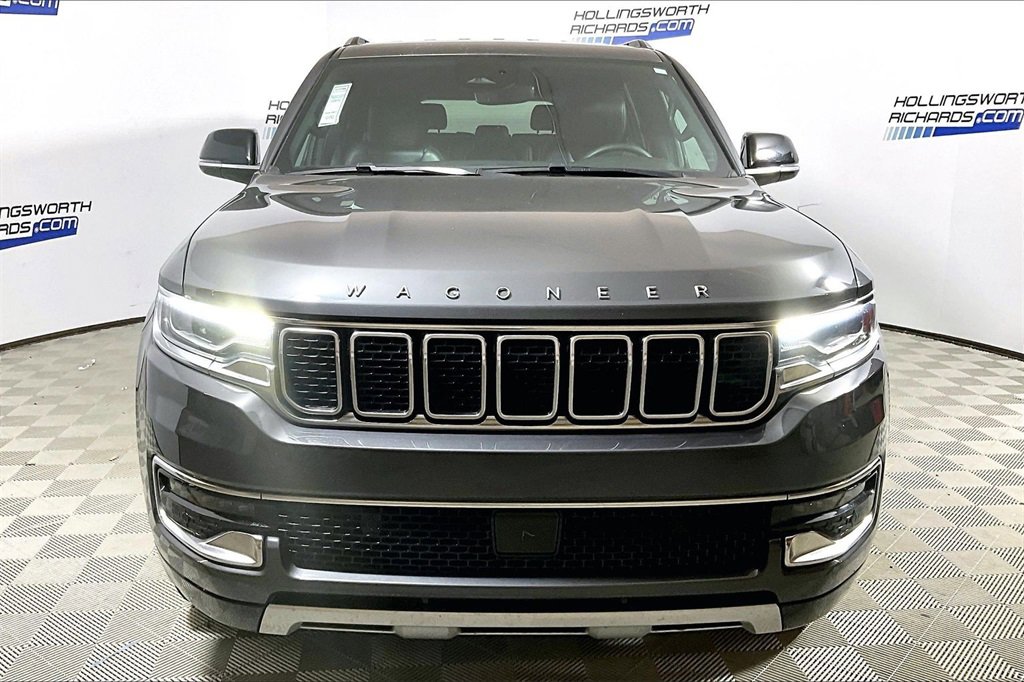 Used 2024 Jeep Wagoneer L Series II image 2