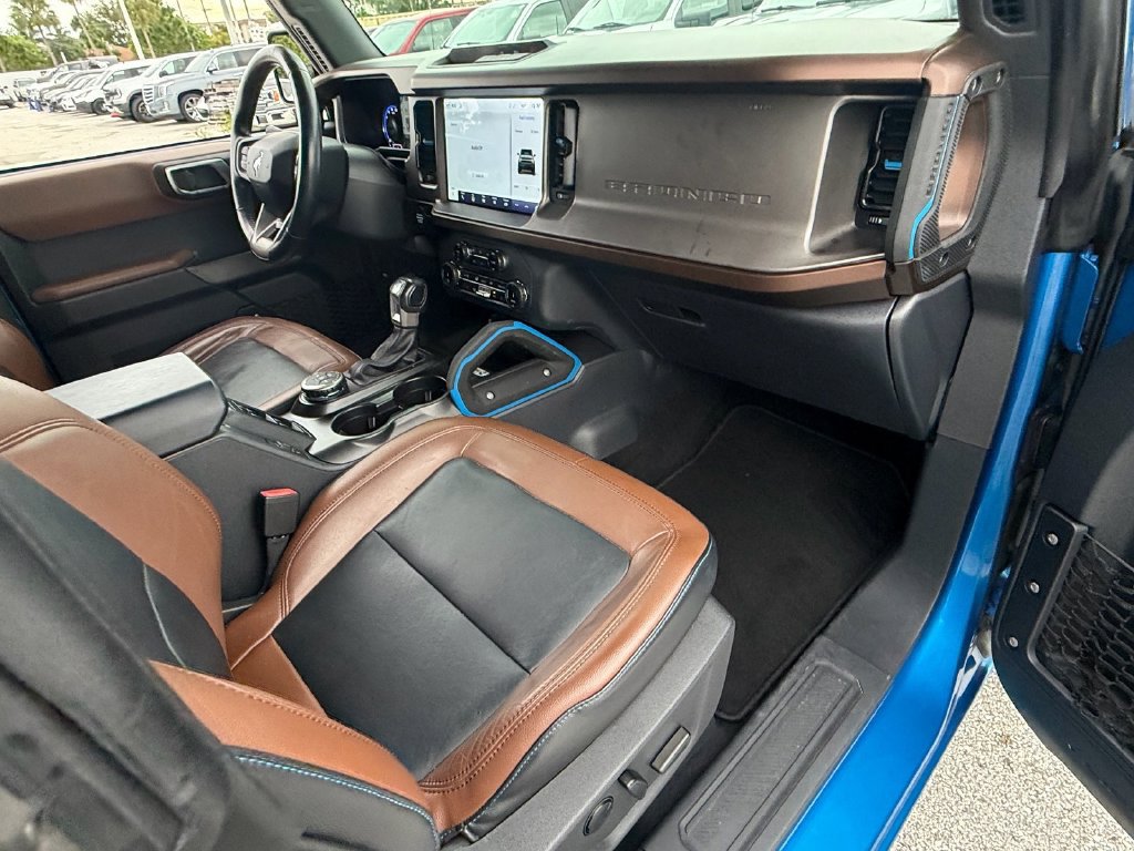 Certified 2022 Ford Bronco Outer Banks AWD/4WD image 16