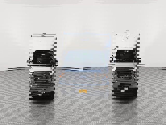 Certified 2024 Ford E-350 and Econoline 350 Super Duty w/ Power Windows & Locks Group image 10