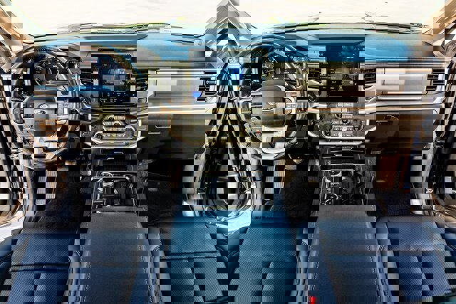 Certified 2022 Ford Expedition XLT image 7