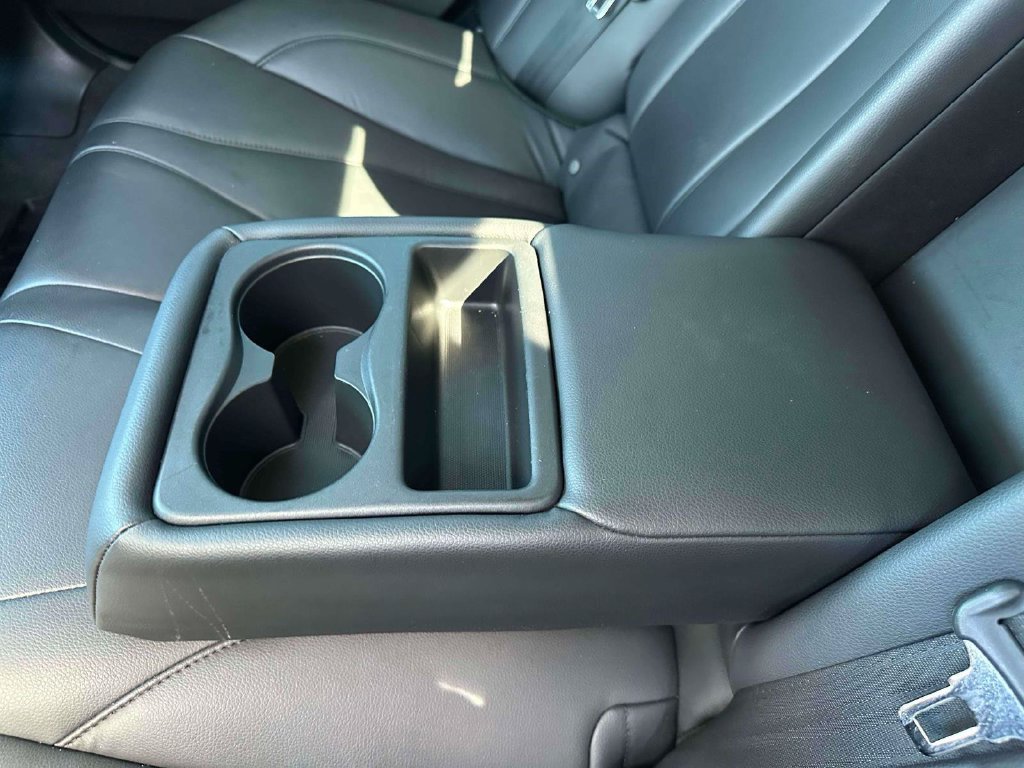 Used 2023 Acura TLX FWD image 11