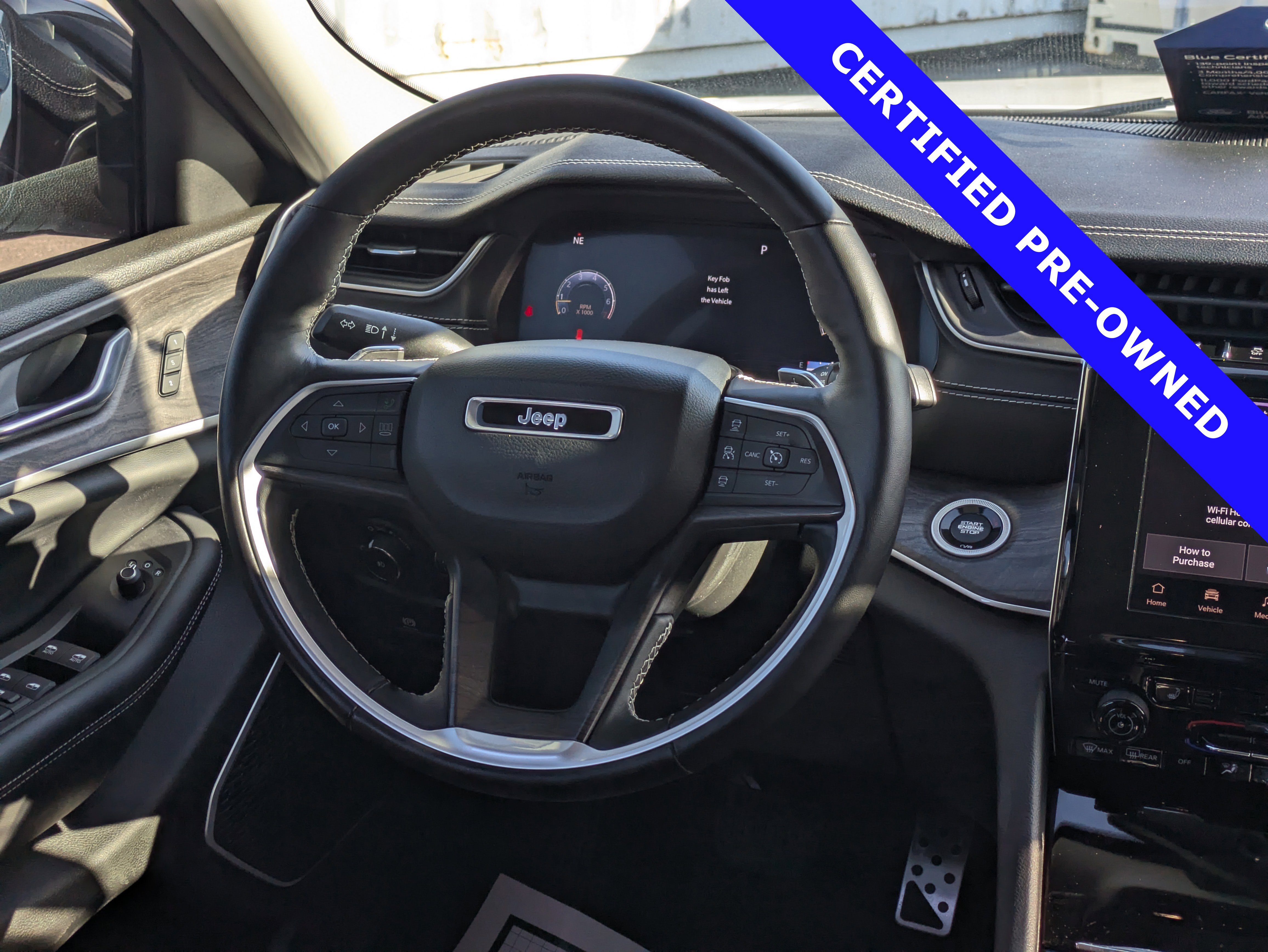 Used 2022 Jeep Grand Cherokee Limited image 16