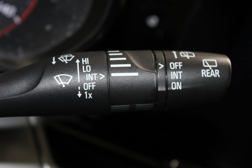 Used 2024 Chevrolet Trax RS w/ Driver Confidence Package image 38