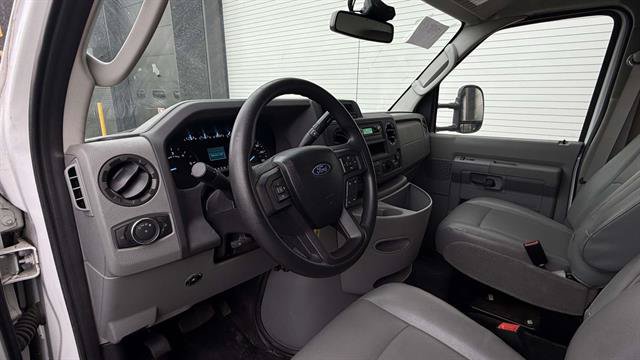 Certified 2022 Ford E-350 and Econoline 350 Super Duty w/ Power Windows & Locks Group RWD image 12