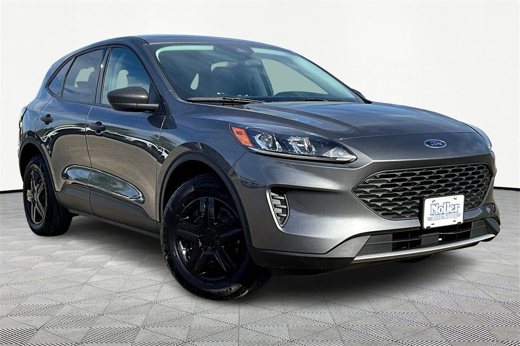 Certified 2022 Ford Escape S image 5