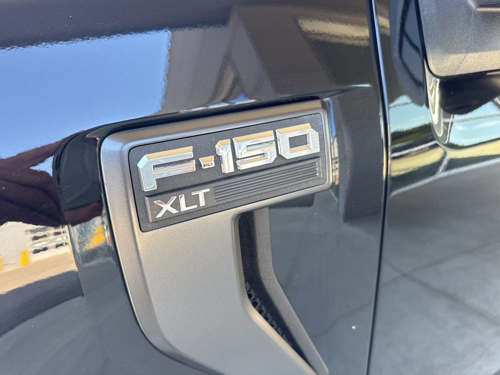 Certified 2023 Ford F150 XLT w/ Equipment Group 302A High image 15