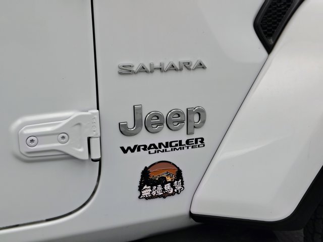 Used 2021 Jeep Wrangler Unlimited Sahara w/ Uconnect 4C Nav & Sound Group AWD/4WD image 12