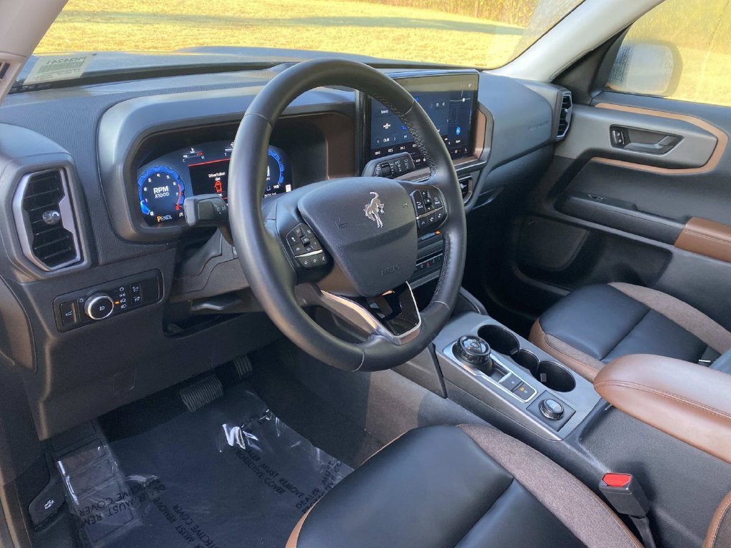 Certified 2025 Ford Bronco Sport Outer Banks w/ Outer Banks Tech Package+ AWD/4WD image 22