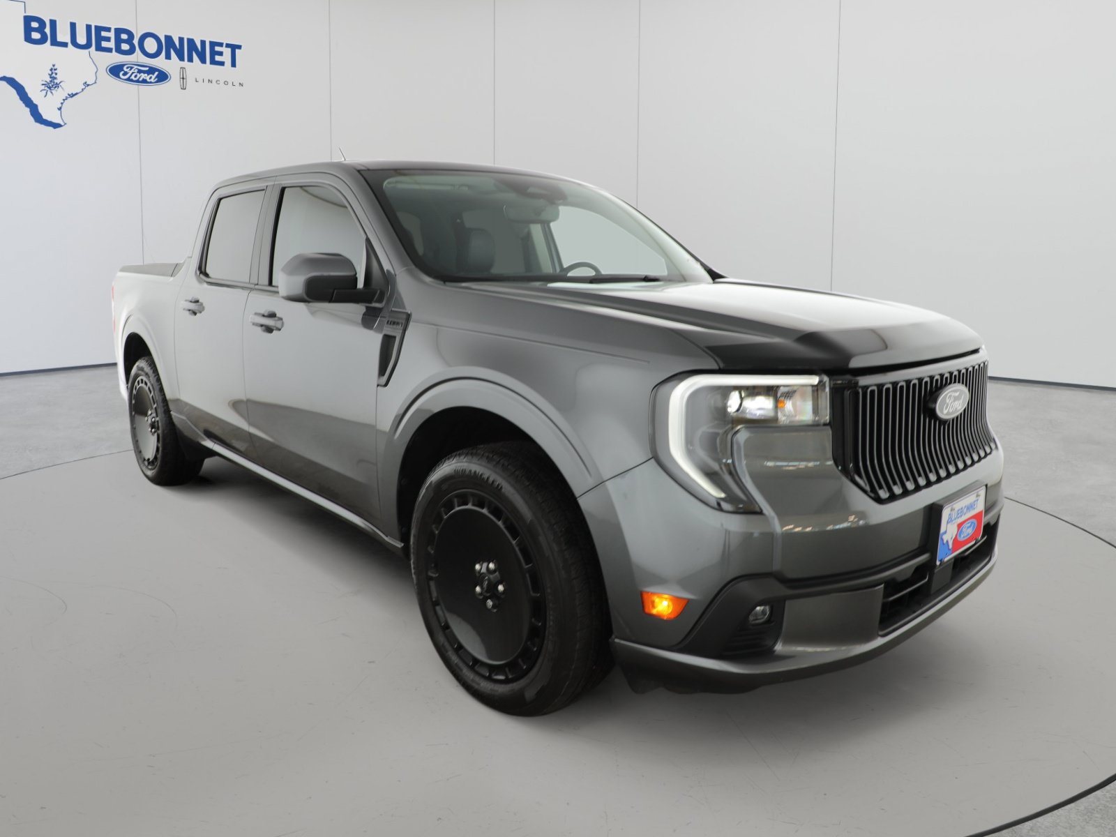 Certified 2025 Ford Maverick Lobo AWD/4WD image 3