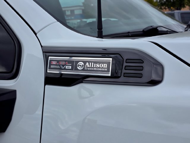 Used 2024 GMC Sierra 2500 AT4 w/ AT4 Premium Plus Package AWD/4WD image 7
