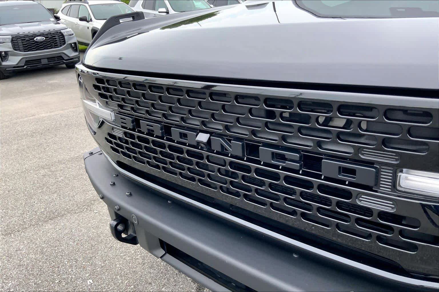 Certified 2024 Ford Bronco Wildtrak AWD/4WD image 30