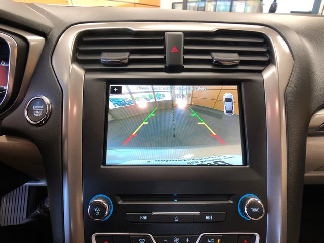 Certified 2017 Ford Fusion SE w/ Fusion SE Technology Package FWD image 16