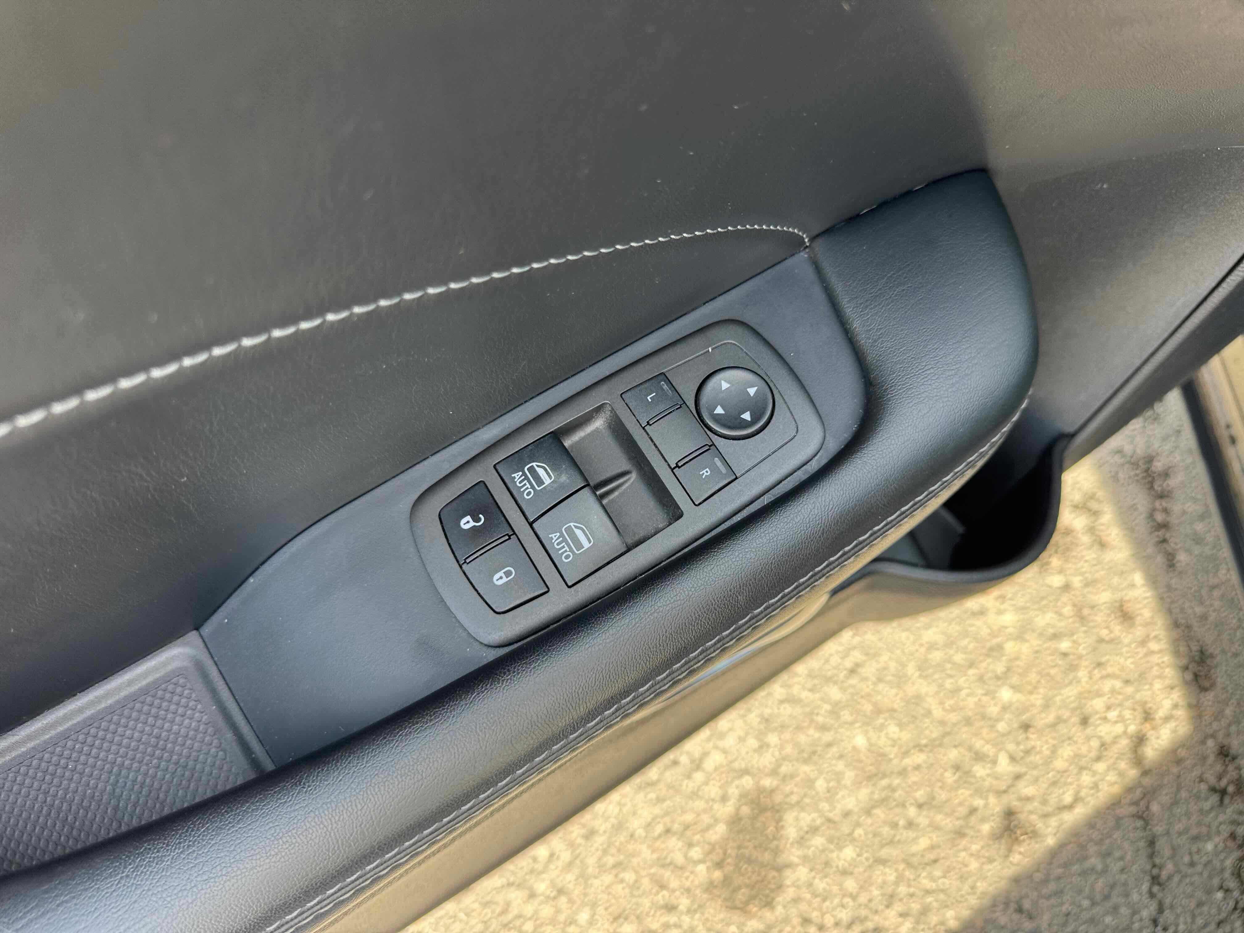 Used 2022 Dodge Challenger R/T Scat Pack w/ Plus Package image 18