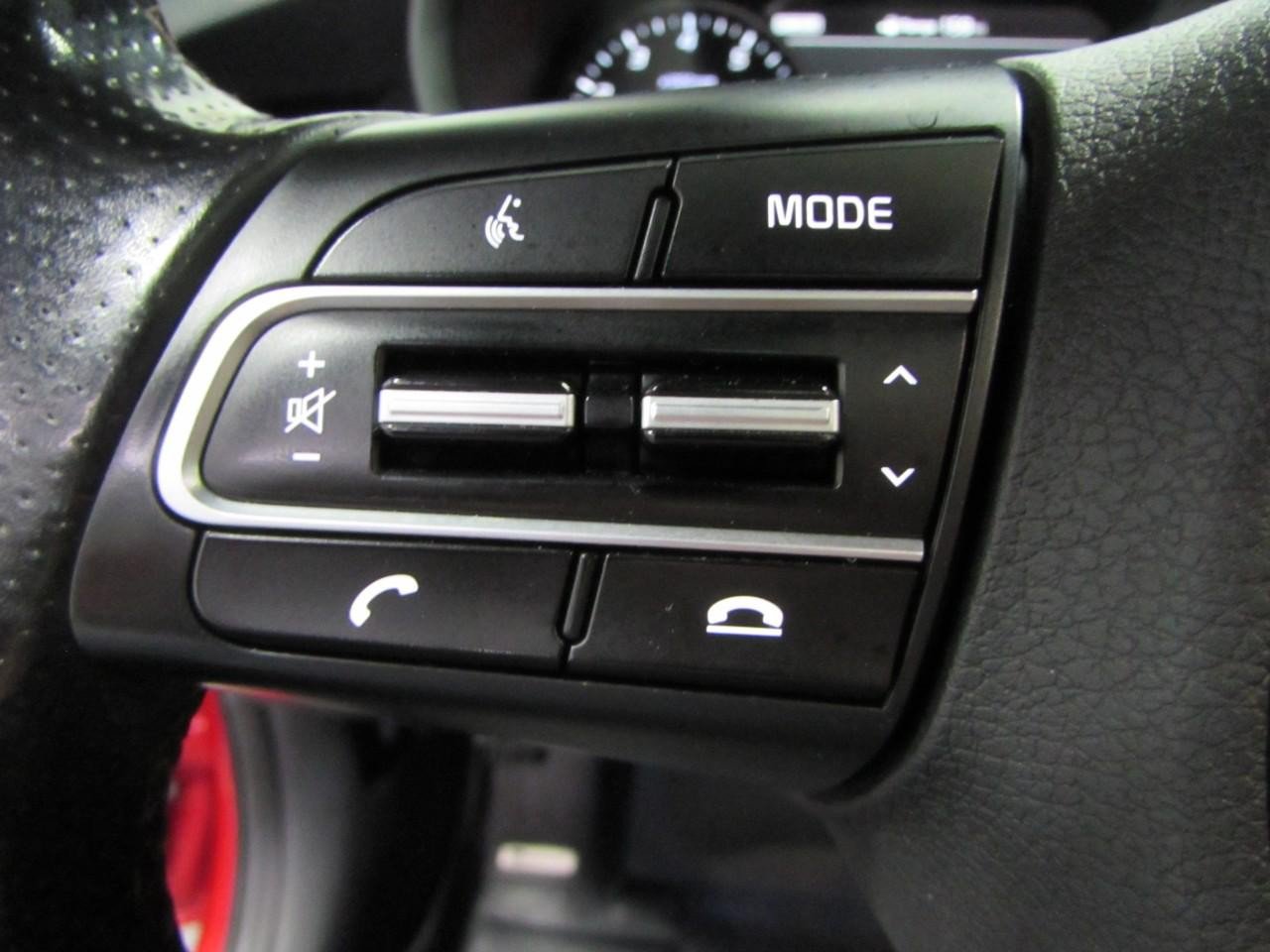 Used 2018 Kia Stinger GT2 AWD/4WD image 25