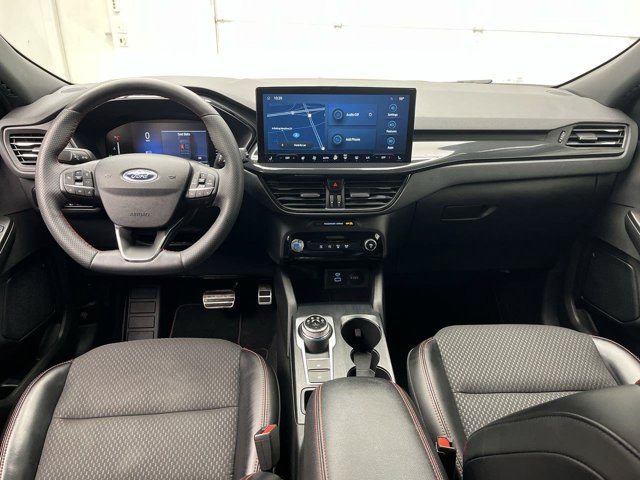 Certified 2023 Ford Escape ST-Line Select w/ Tech Pack #1 AWD/4WD image 4