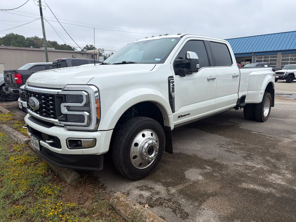 Certified 2023 Ford F450 Platinum w/ FX4 Off-Road Package AWD/4WD image 2