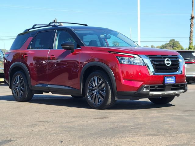 Used 2022 Nissan Pathfinder SL w/ SL Premium Package image 6
