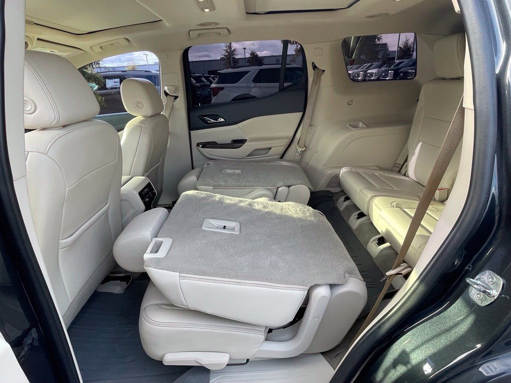 Used 2021 GMC Acadia Denali w/ Denali Technology Package FWD image 27